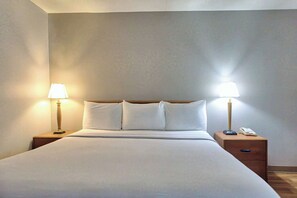 Individually furnished, blackout curtains, free WiFi, bed sheets - Motel 6 Buffalo, NY - Airport - Williamsville (Buffalo)
