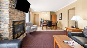 Suite, 1 King Bed, Non Smoking, Balcony