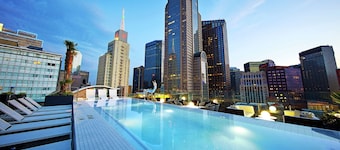 The Statler Dallas Curio Collection By Hilton