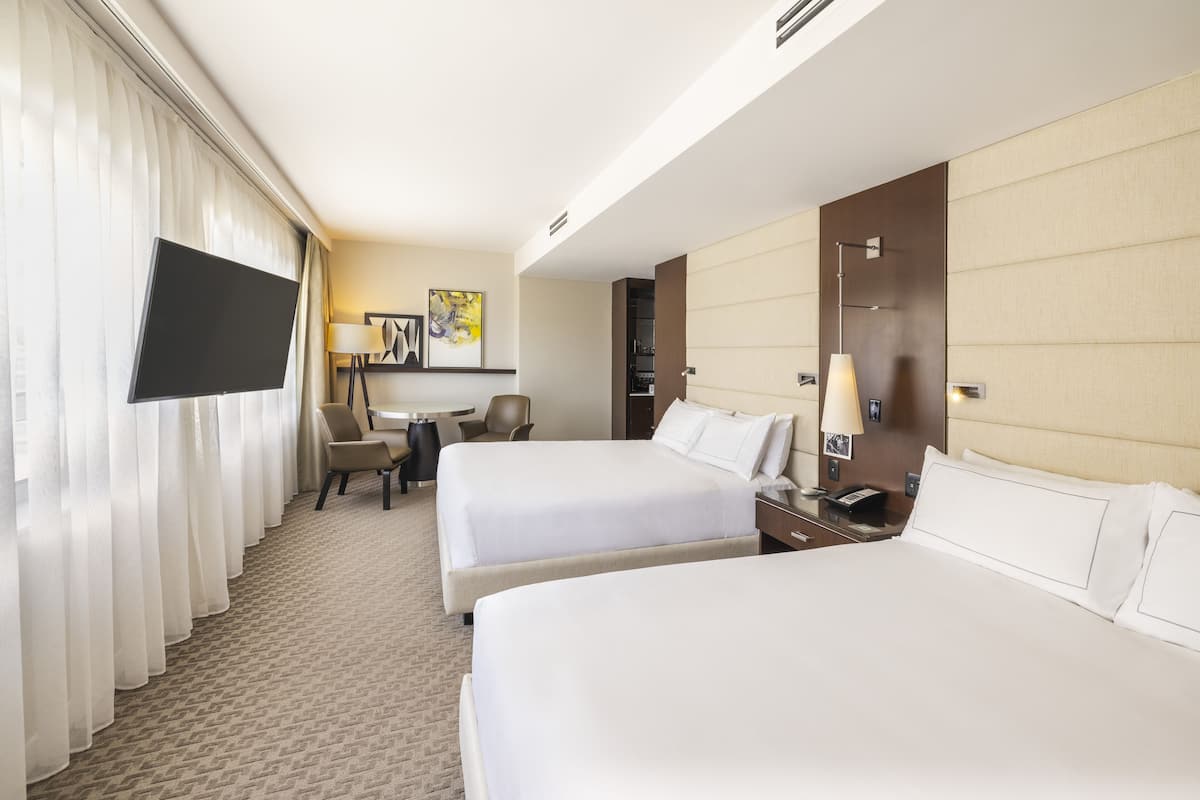 1 bedroom, premium bedding, in-room safe, desk