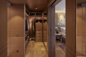 Premium bedding, free minibar, in-room safe, individually decorated
