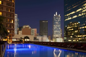 Outdoor pool, pool umbrellas