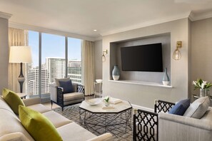 Fairmont Gold, Presidential Suite, 1 King Bed with Sofa bed | Minibar, in-room safe, desk, laptop workspace