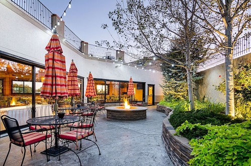 Clarion Inn Garden City