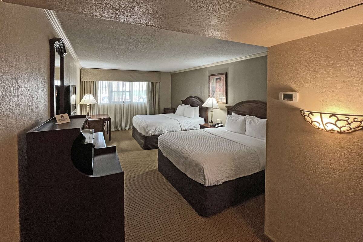 laptop workspace, iron/ironing board, rollaway beds, free wifi