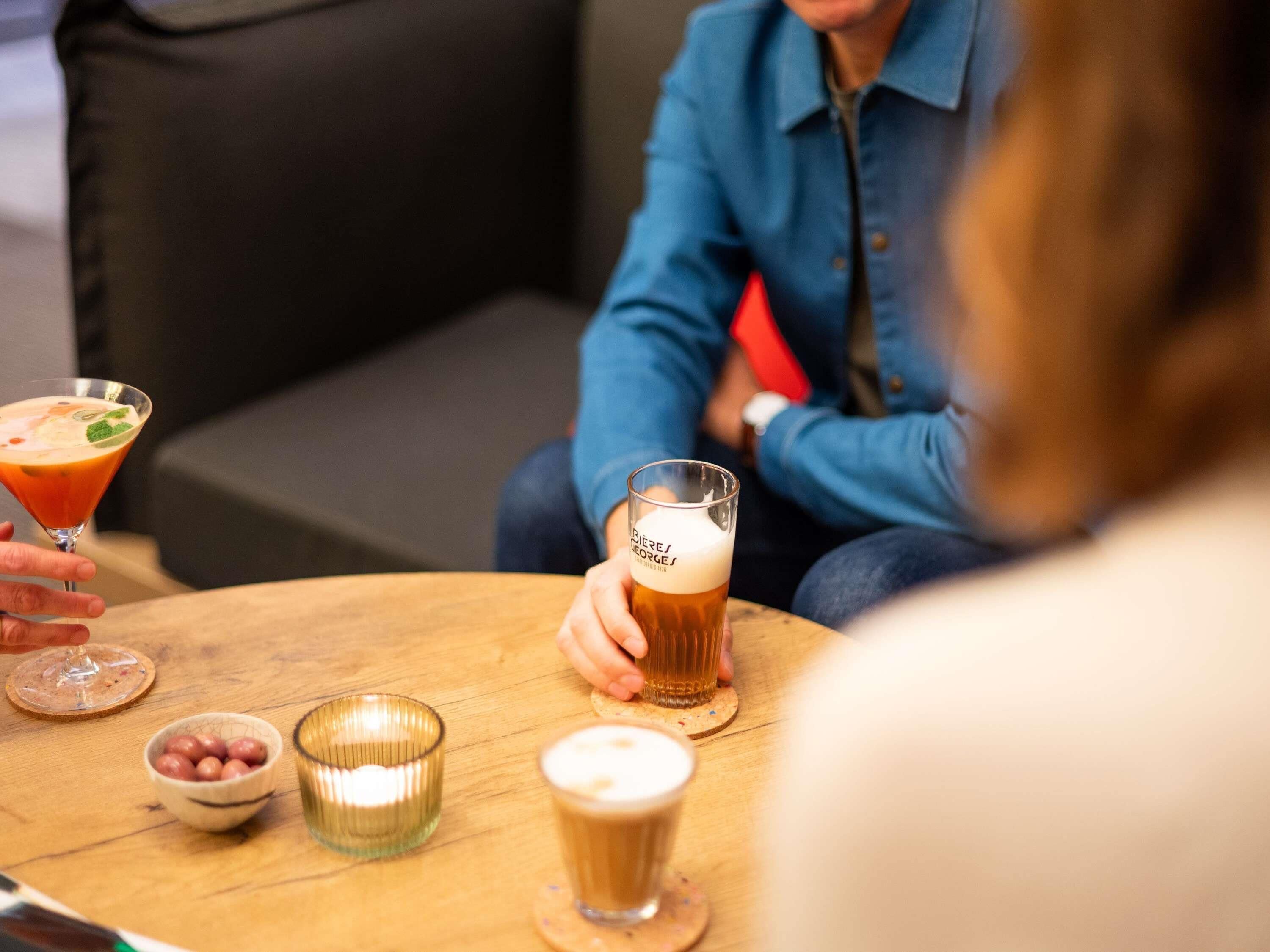 Bar (in der Unterkunft)