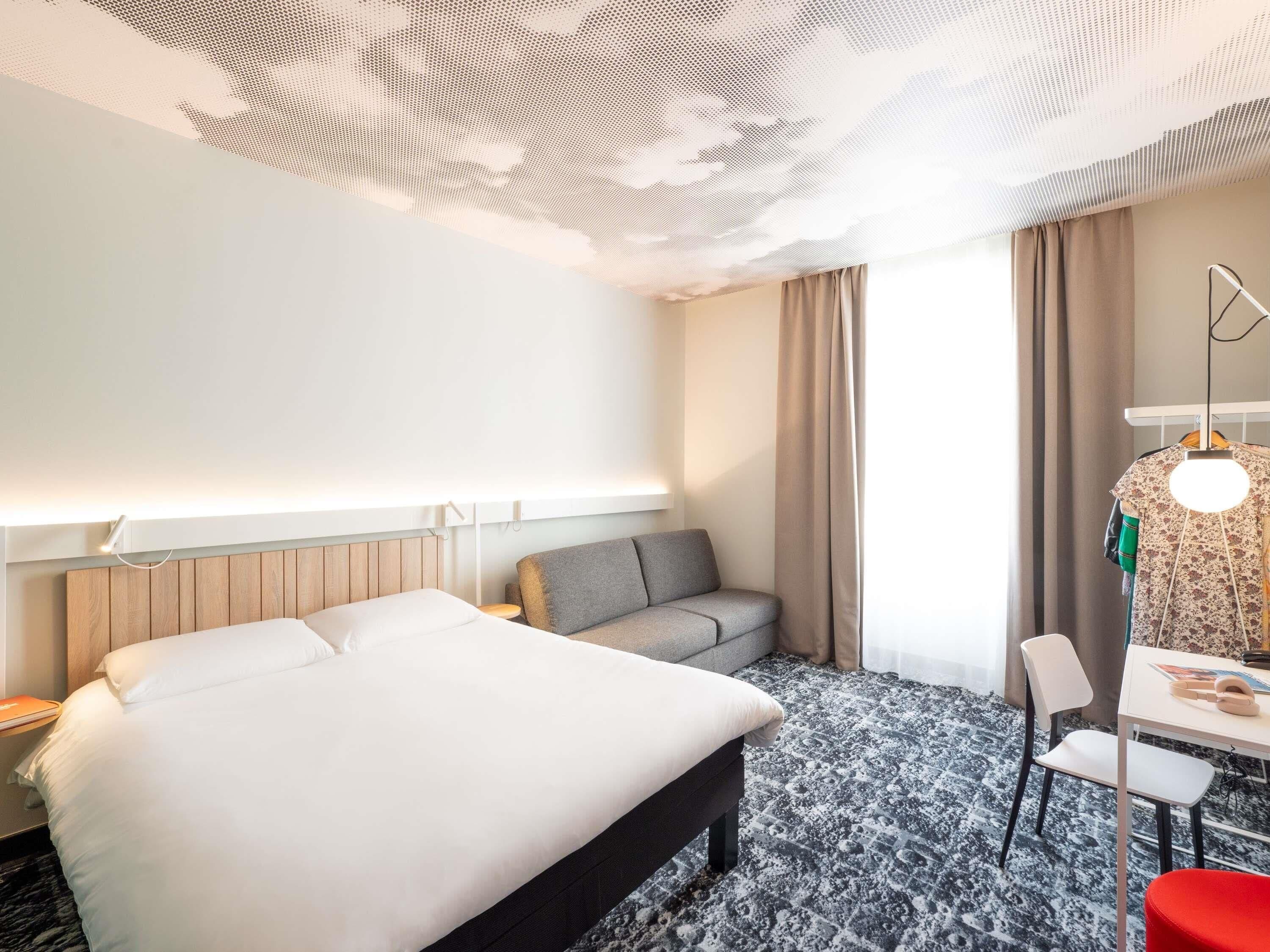 Superior Room, 1 Double Bed with Sofa bed | Desk, soundproofing, iron/ironing board, free WiFi