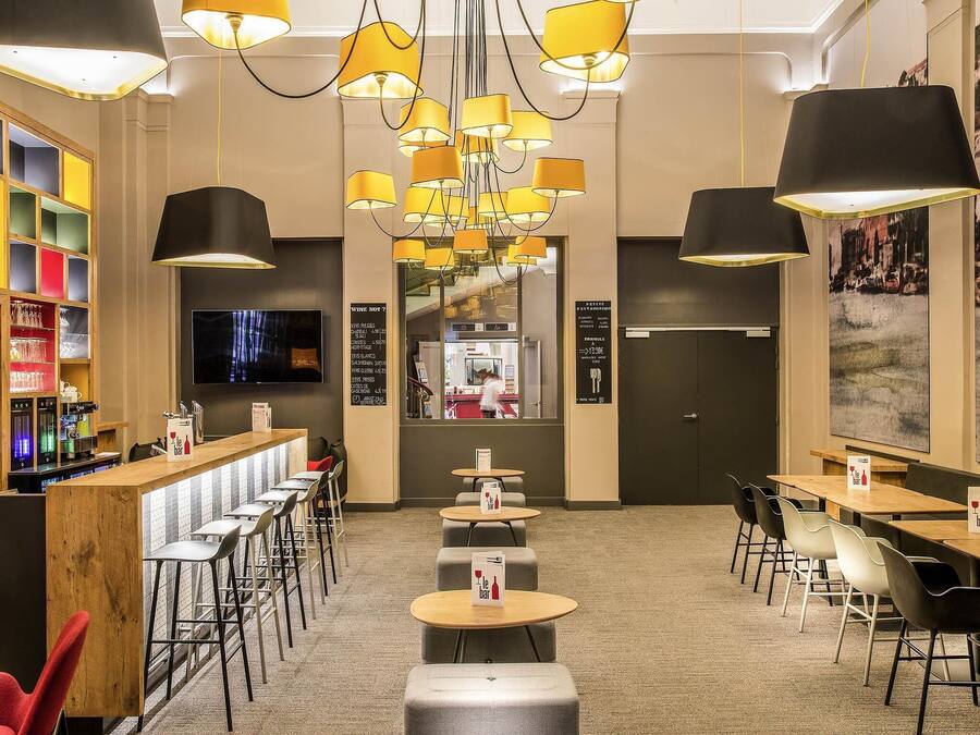 Bar (in der Unterkunft)