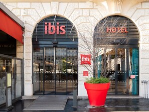 Exterior - ibis Lyon Centre Perrache (Lyon)