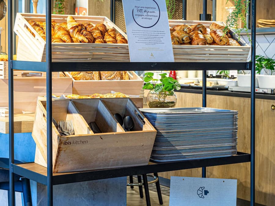 Café da manhã com buffet todos os dias mediante uma taxa