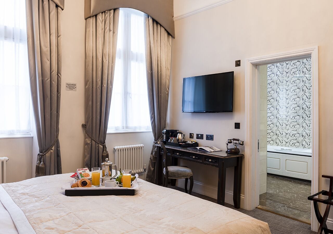 Standard Room (Feature) | In-room safe, desk, iron/ironing board, free cots/infant beds