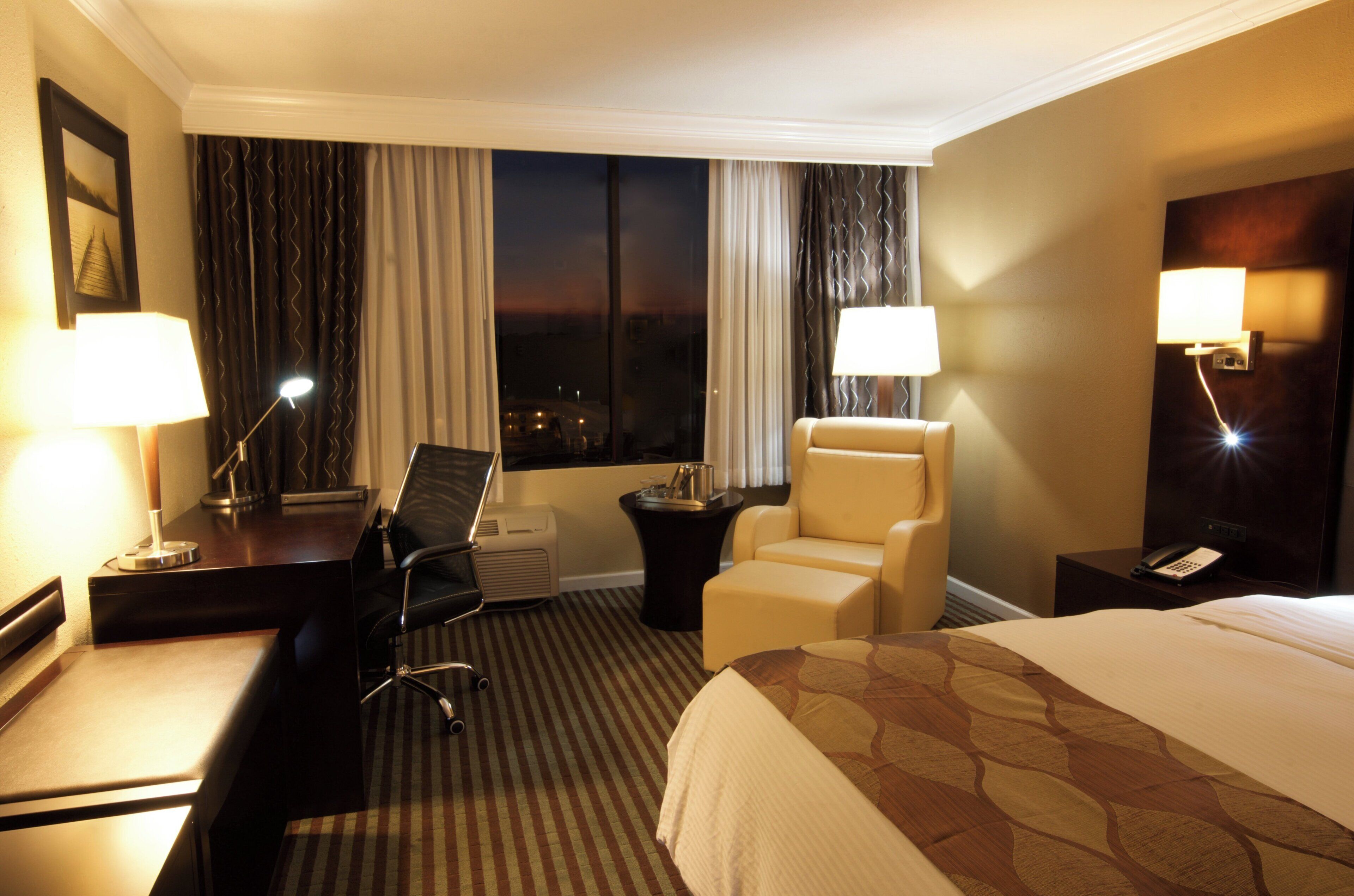 Photo - Holiday Inn Orlando East Ucf Area, An Ihg