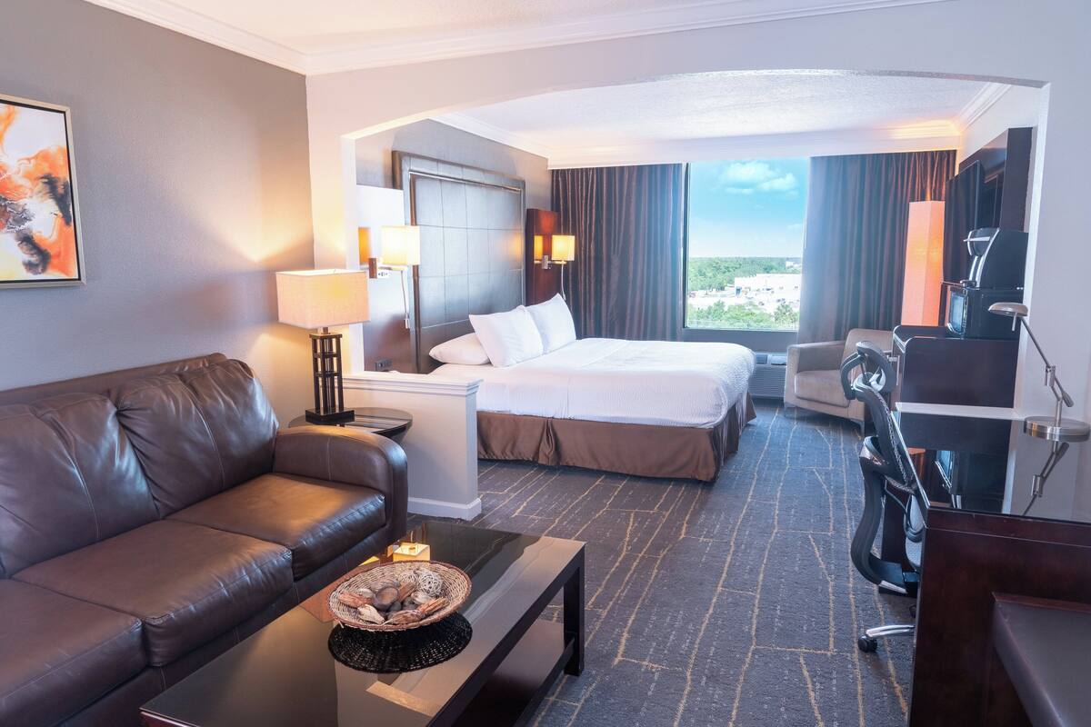 Premium bedding, down duvets, pillow-top beds, in-room safe