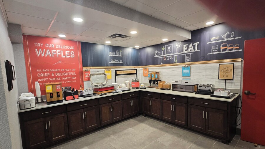 Hampton Inn Commerce