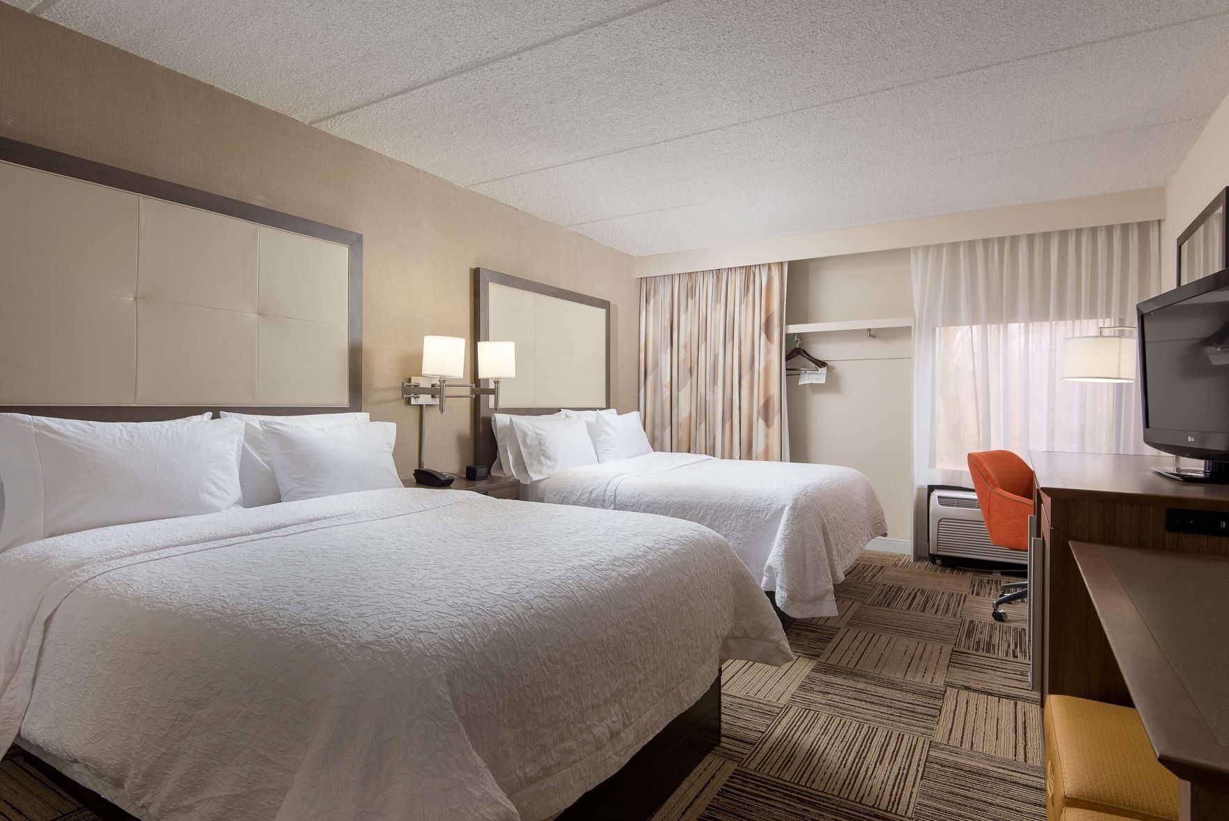 Premium bedding, pillowtop beds, in-room safe, desk