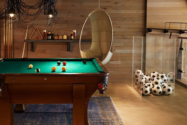 Billards