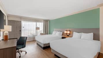 ห้องพัก, เตียงควีนไซส์ 2 เตียง, ปลอดบุหรี่, ริมทะเล | โต๊ะทำงาน, พื้นที่ทำงานแบบใช้แล็ปท็อป, ผ้าม่านกันแสง, เตารีด/โต๊ะรีดผ้า