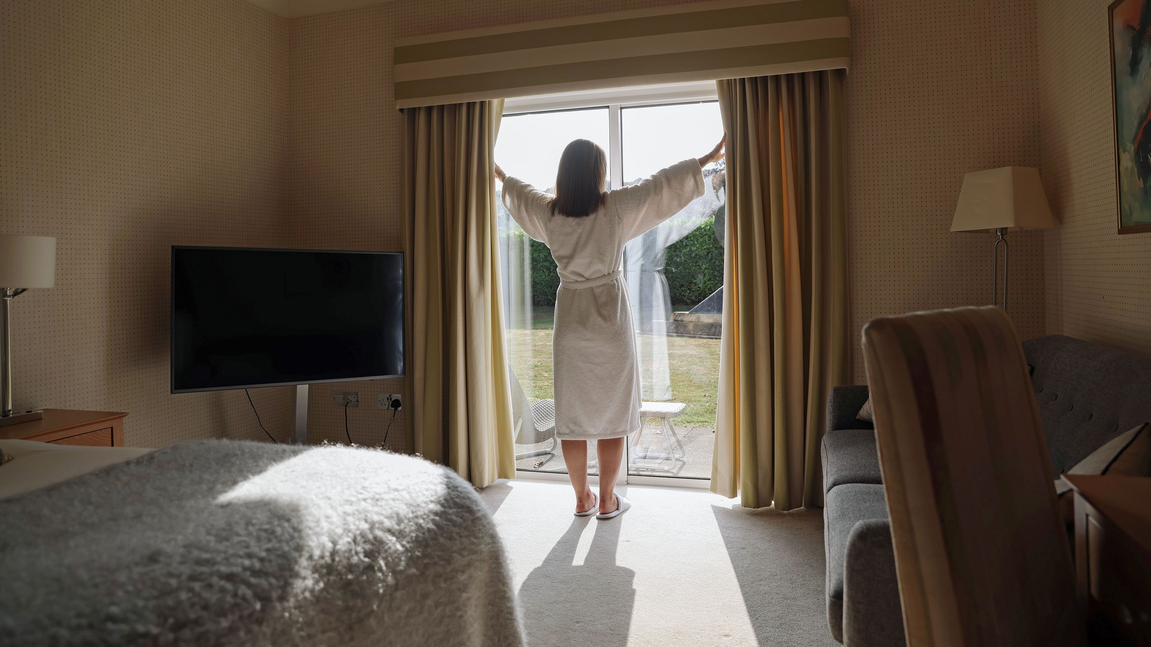 executive double | egyptian cotton sheets, hypo-allergenic bedding, minibar, in-room safe