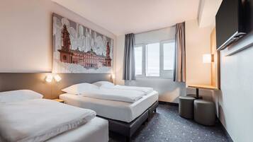 Bureau, rideaux occultants, chambres insonorisées, Wi-Fi gratuit