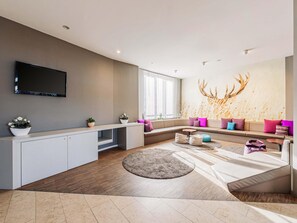 Lobby - B&B HOTEL Rastatt (Rastatt)