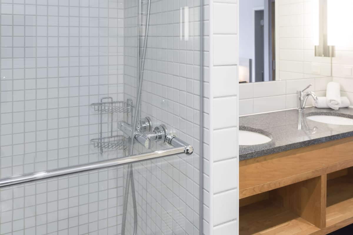 in-room safe, desk, laptop workspace, free wifi