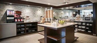 Best Western Plus Ottawa Downtown Suites