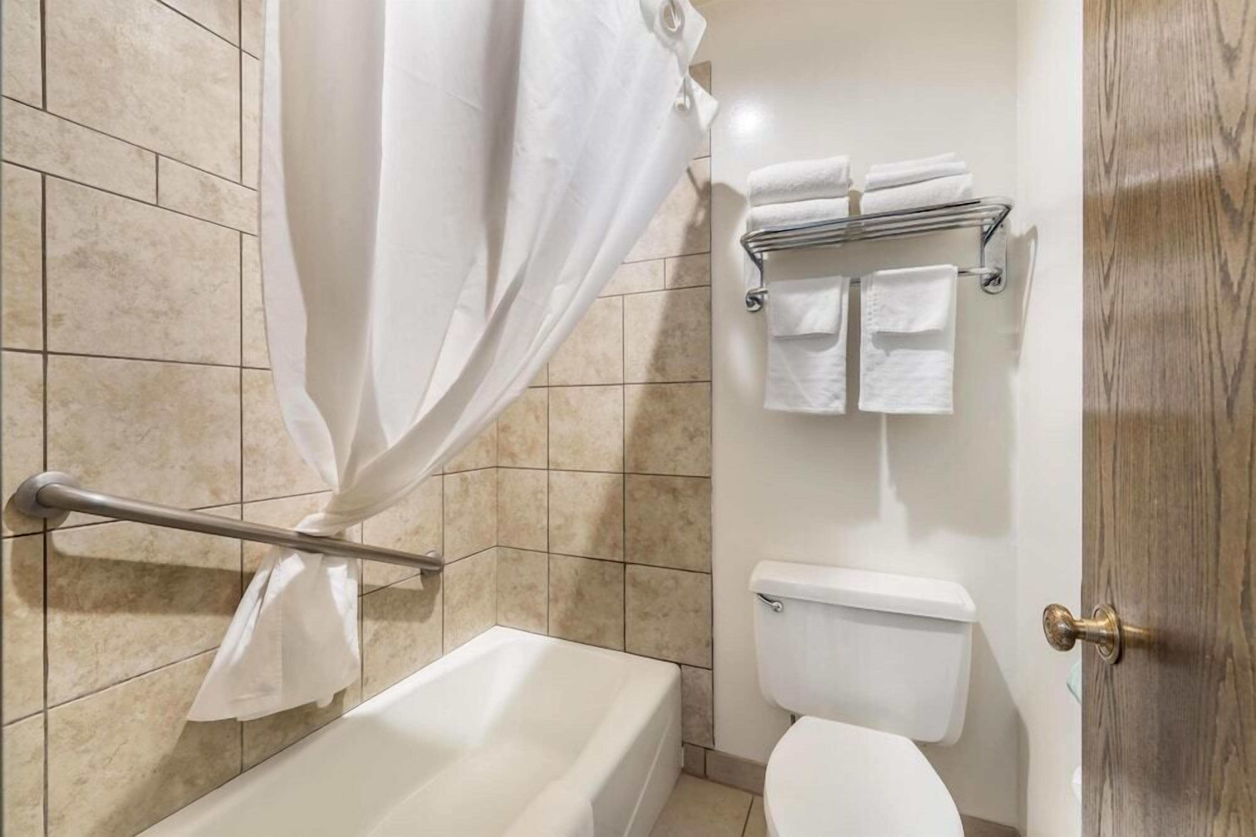 Bagno | Set di cortesia gratuito, asciugacapelli, asciugamani