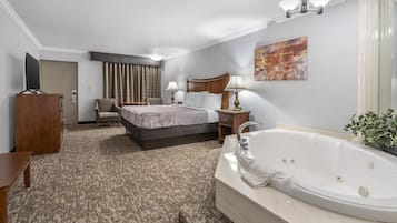 Standard Room, 1 King Bed, Non Smoking, Jetted Tub (Oversized Room)
