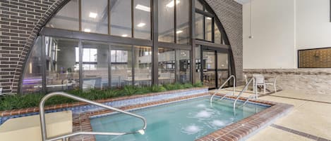 Piscine couverte
