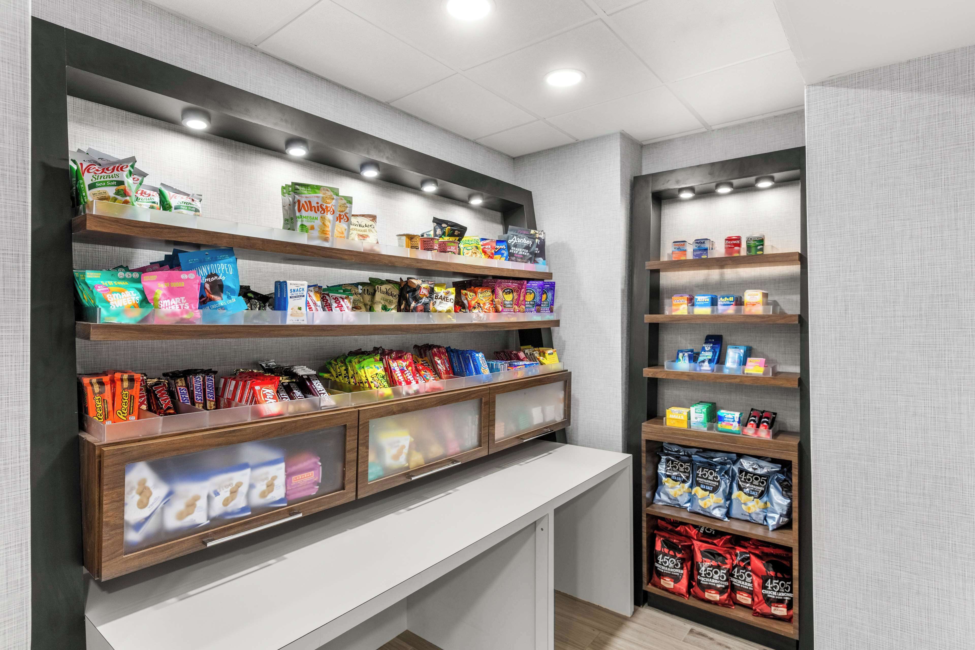 Snack bar