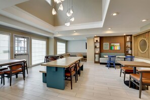 Reception - Sonesta ES Suites San Jose Airport (San Jose)