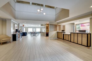 Lobby - Sonesta ES Suites San Jose Airport (San Jose)