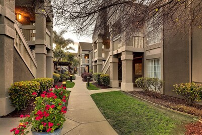 Sonesta ES Suites San Jose Airport