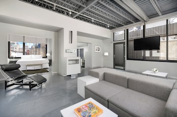 Penthouse (Suite) | Living area | 42-inch TV with cable channels at The Shoreham Hotel