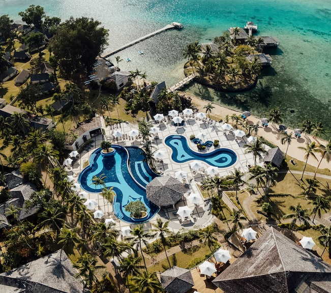 Warwick Le Lagon - Vanuatu Reviews, Deals & Photos 2026 - Expedia Warwick Le Lagon - Vanuatu Reviews, Deals & Photos 2026 - Expedia