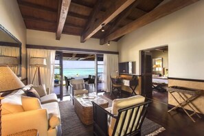 Zimmer, 2 Schlafzimmer, Blick auf die Lagune (Erakor Residence) | Wohnbereich