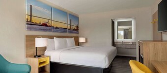 Days Inn by Wyndham Emporia