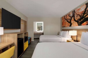 In-room safe, desk, laptop workspace, iron/ironing board (on request)