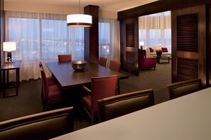1 chambre, literie de qualité supérieure, bureau