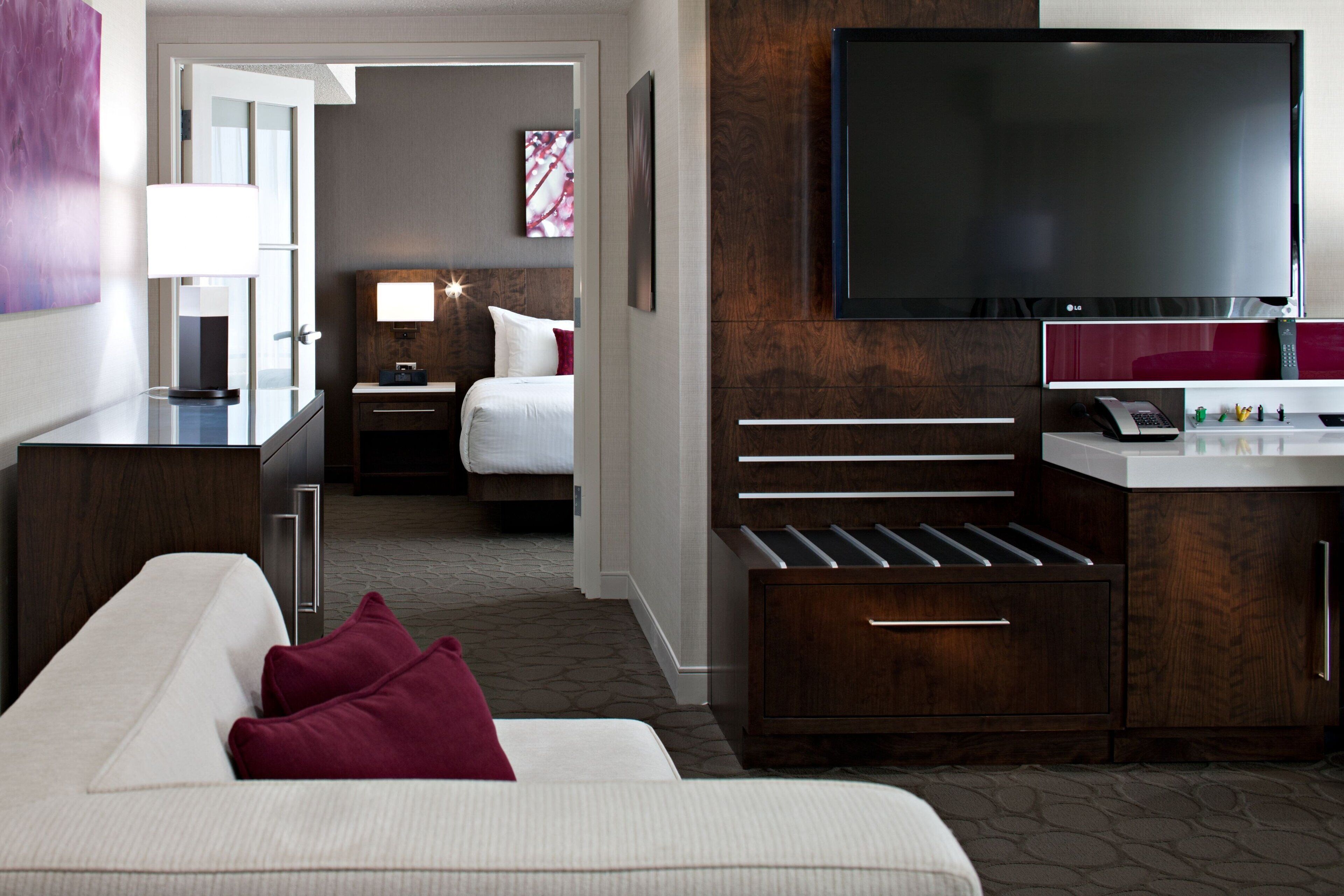 42-inch lcd tv with cable channels, tv, ipod dock