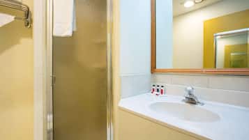 Suite, 1 King Bed, Non Smoking | Bathroom | Combined shower/bathtub, free toiletries, hair dryer, towels