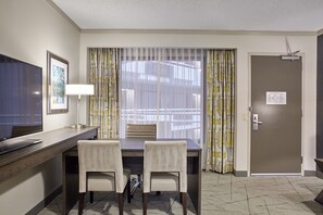 32-inch LCD TV with cable channels, TV