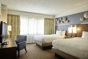 Suite, Accessible, Bathtub | Premium bedding, in-room safe, desk, blackout drapes