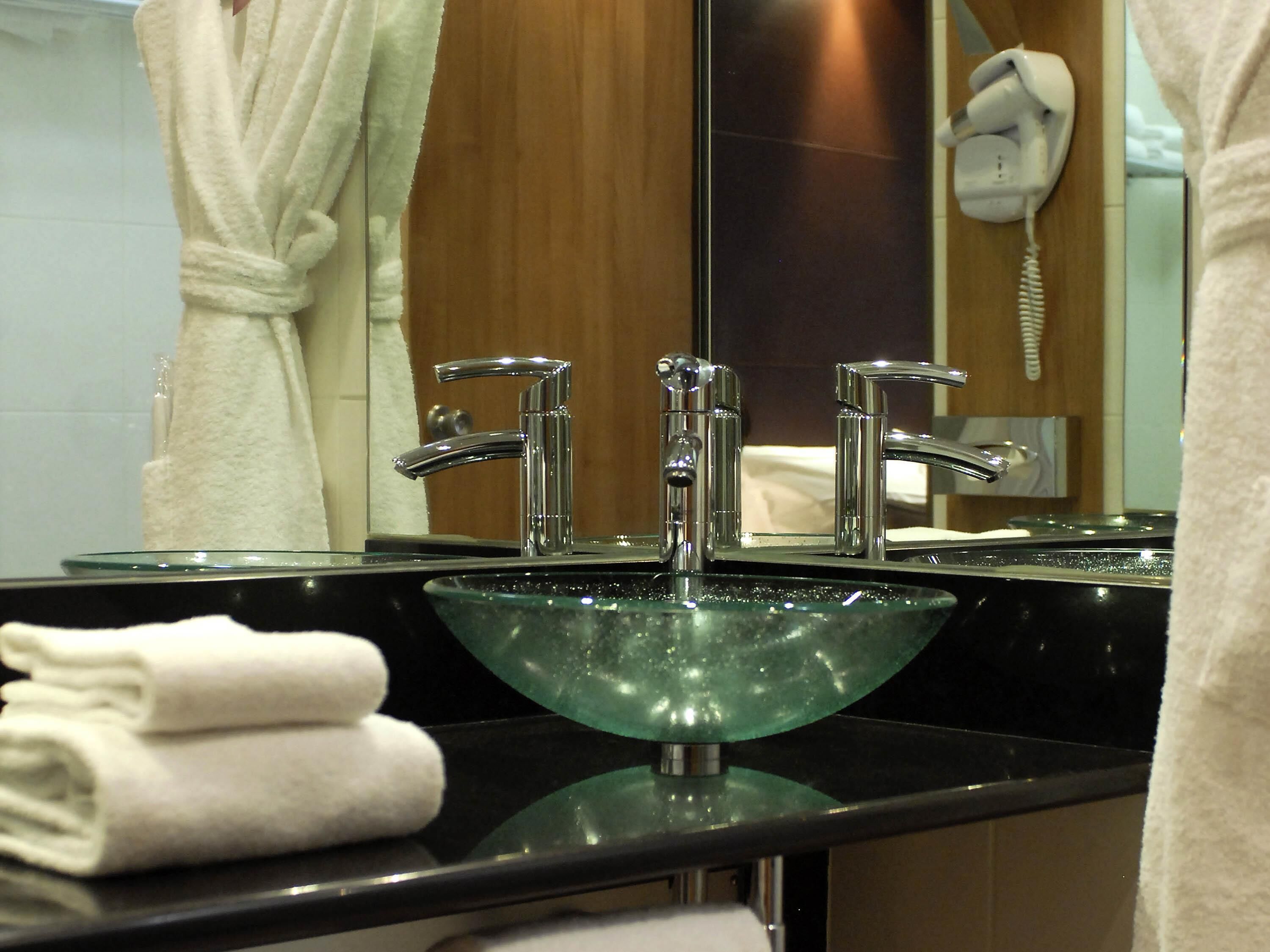 minibar, in-room safe, desk, blackout curtains