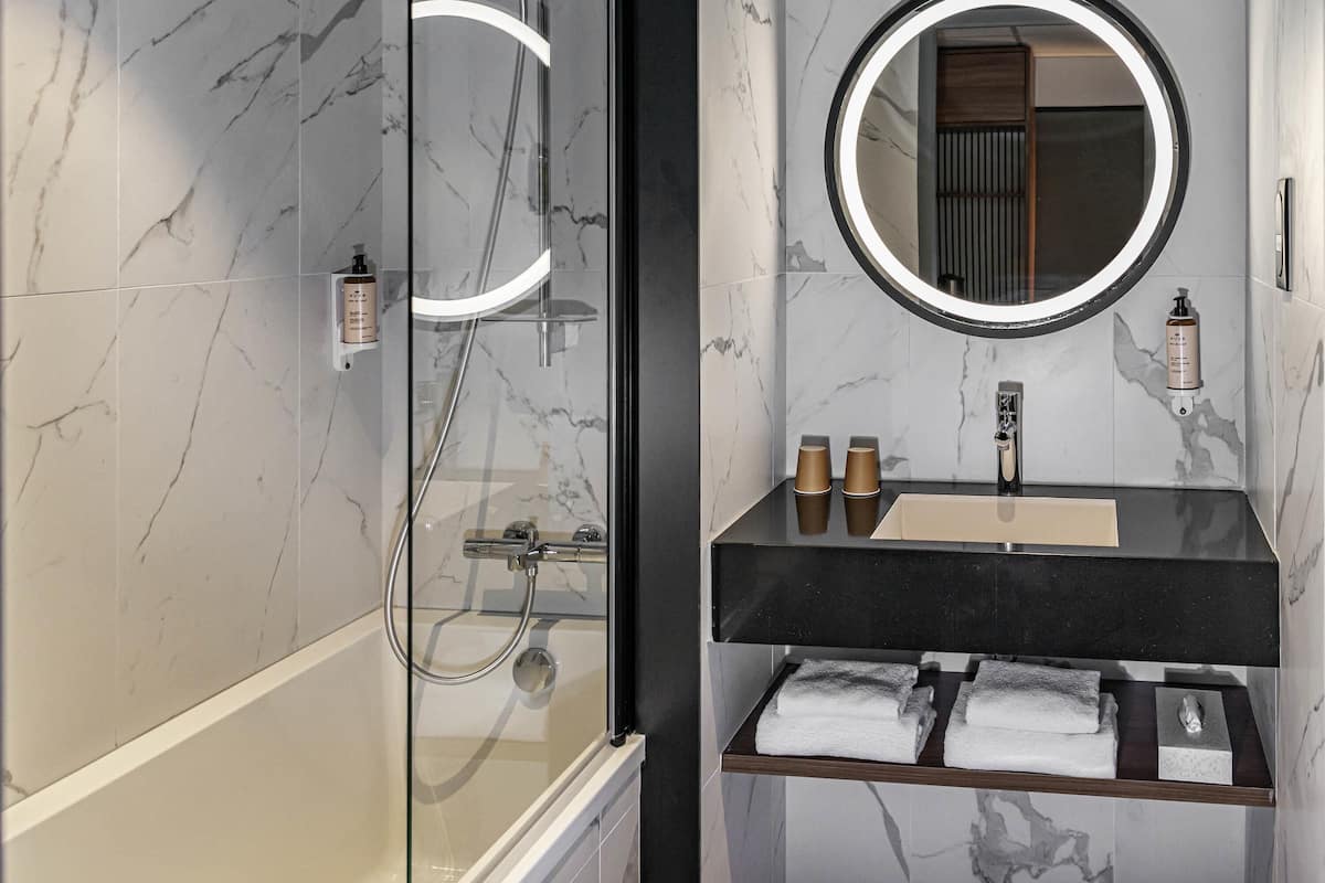 Minibar, in-room safe, desk, blackout curtains
