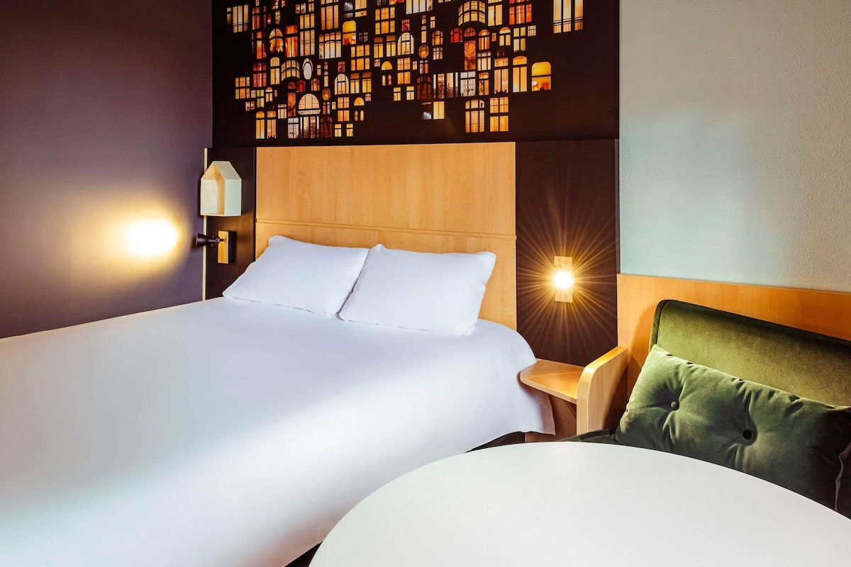 Chambre Standard, 1 lit double | Coffres-forts dans les chambres, décoration personnalisée