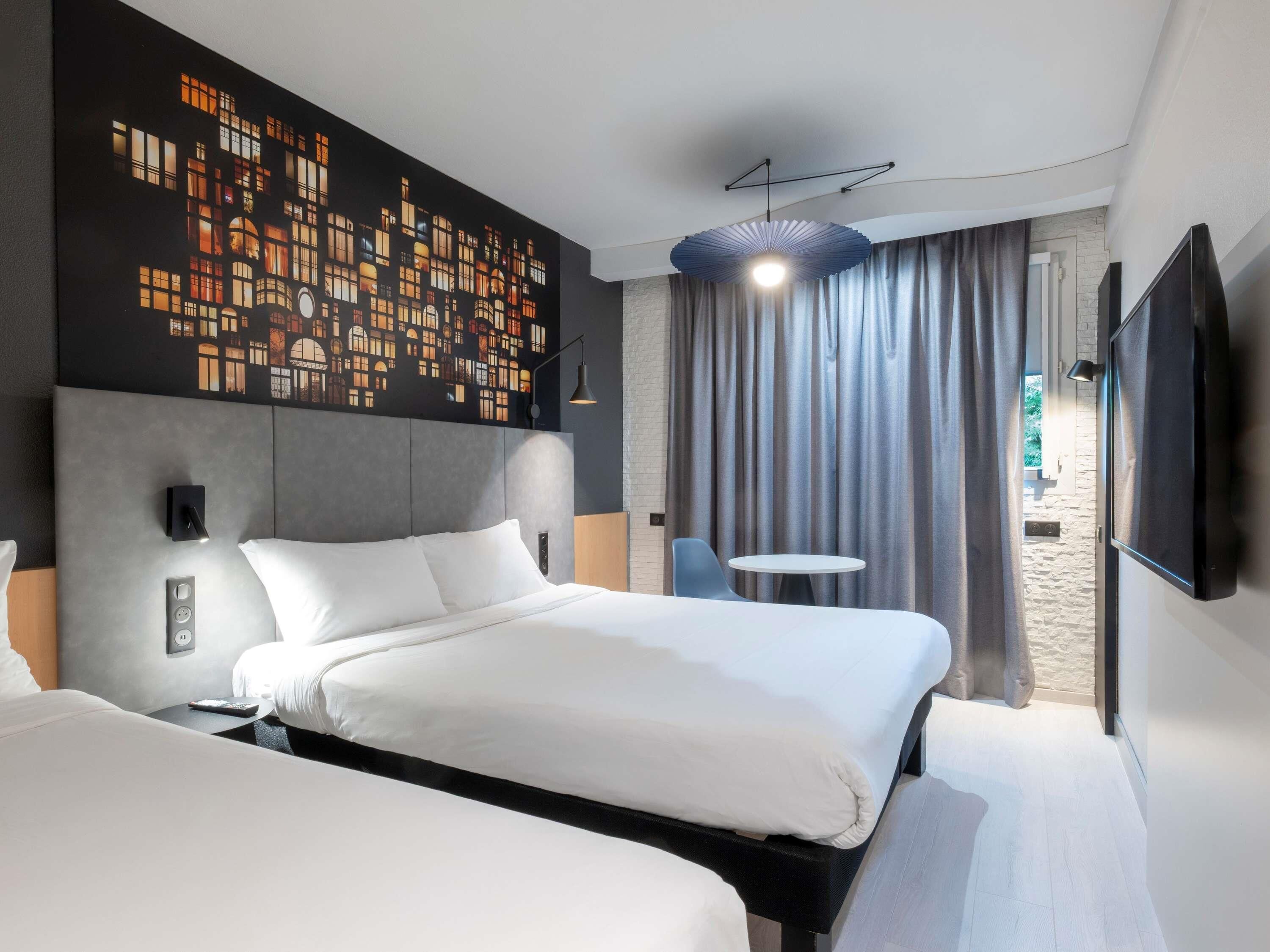 Habitación estándar, varias camas | Caja de seguridad en la habitación y decoración personalizada 