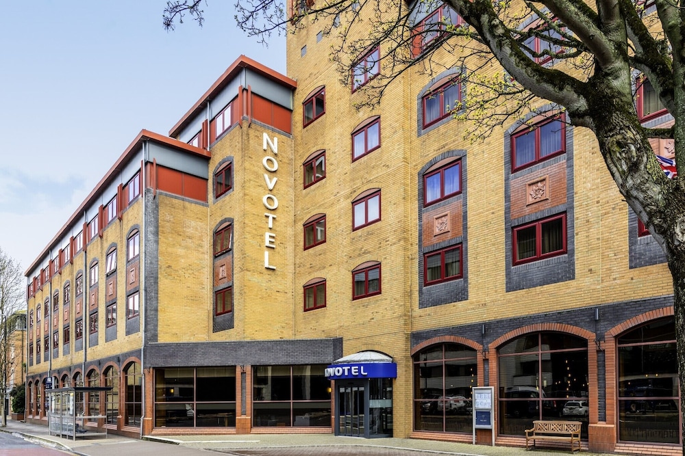 Novotel Bristol Centre image