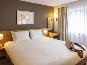 Literie hypoallergénique, lit avec matelas à plateau-coussin