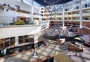 Lobby sitting area - Hyatt Regency Princeton (Princeton)